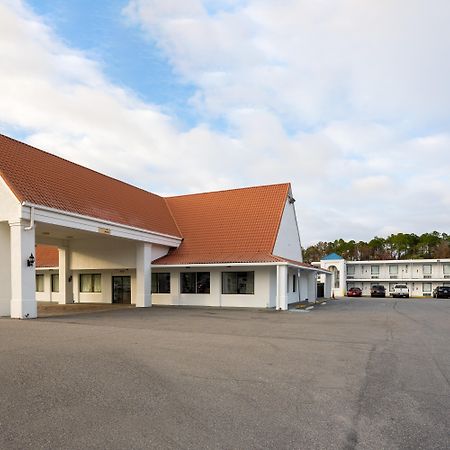 Developer Inn & Suites Airport Jax, A Baymont By Wyndham Jacksonville Kültér fotó