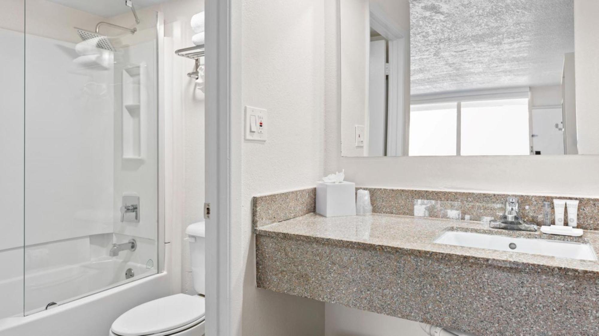 Developer Inn & Suites Airport Jax, A Baymont By Wyndham Jacksonville Kültér fotó